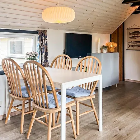 펜션 3 Bedroom Awesome Home In Brenderup Fyn *
