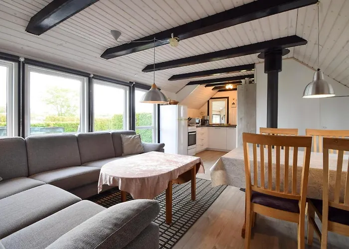 Brenderup Fyn With Fireplace I Skovs-Hojrup